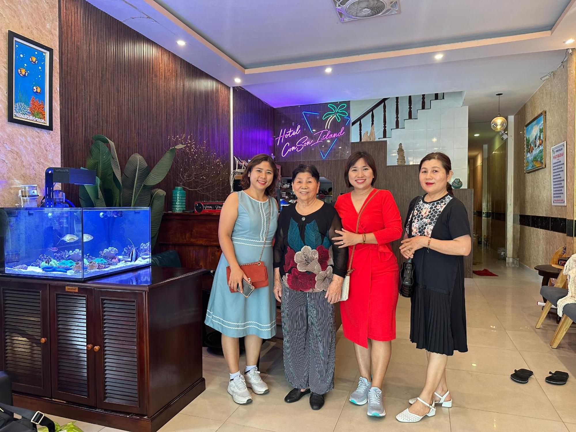 Con Son Island Hotel Chi Khu Co Ong Exterior foto